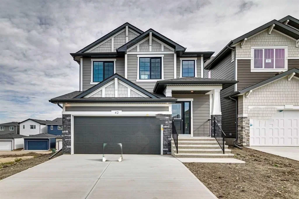 42 Verdure Place SW, Calgary — main listing photo