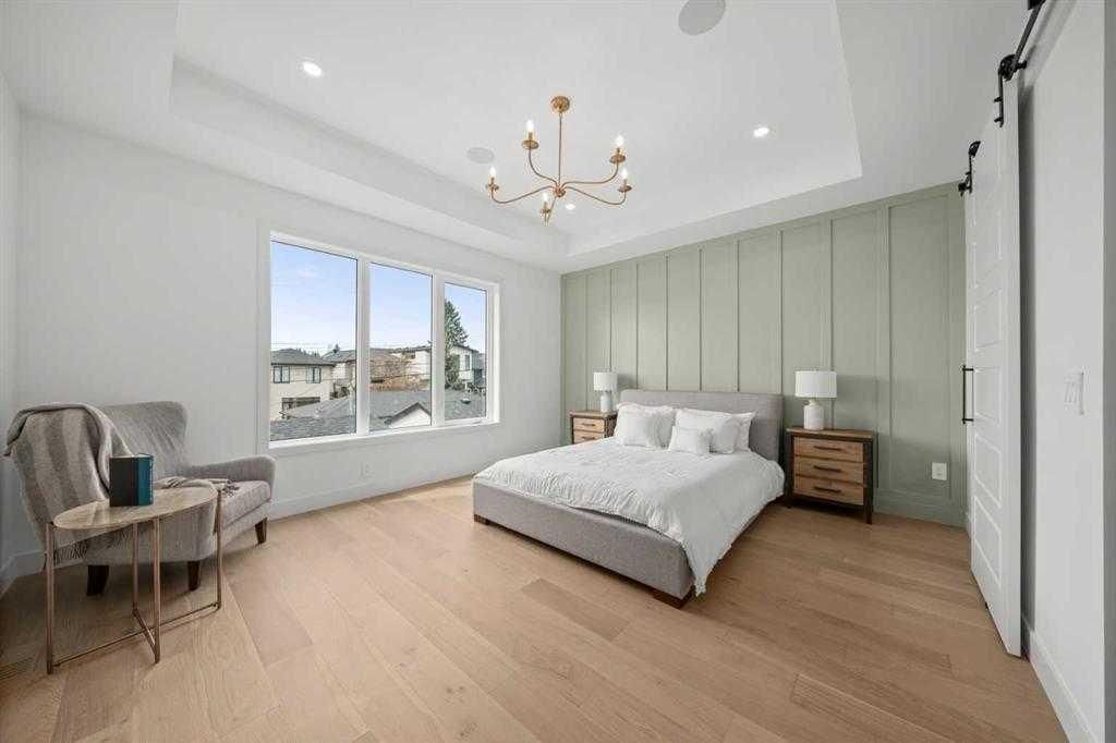 4124 18 Street SW, Calgary — photo 5 of 12