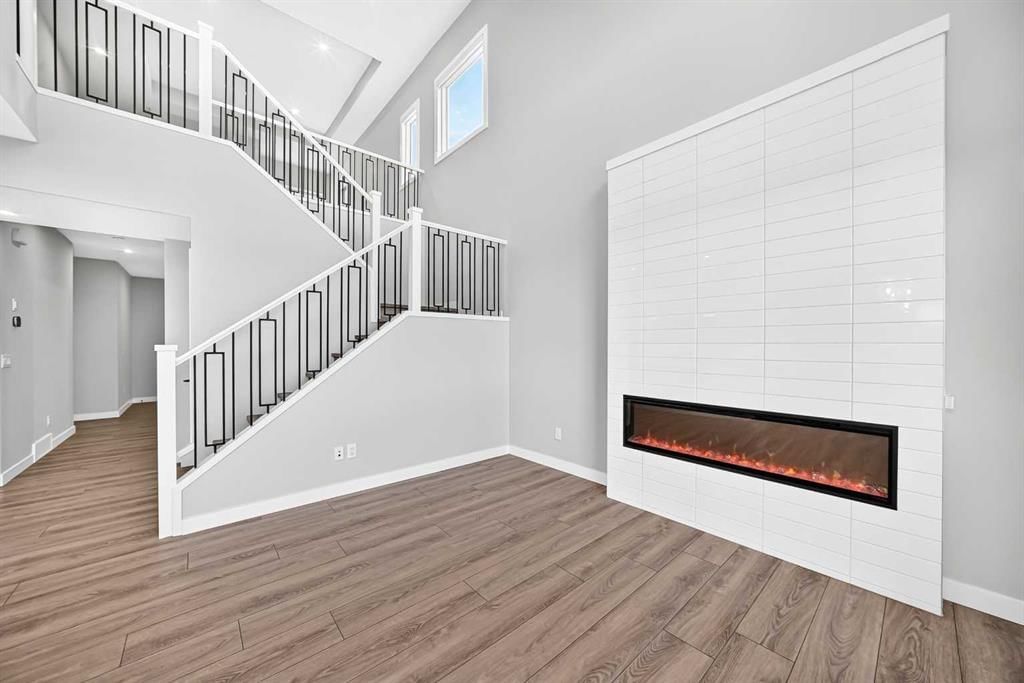 300 Carringvue Place NW, Calgary — photo 5 of 45
