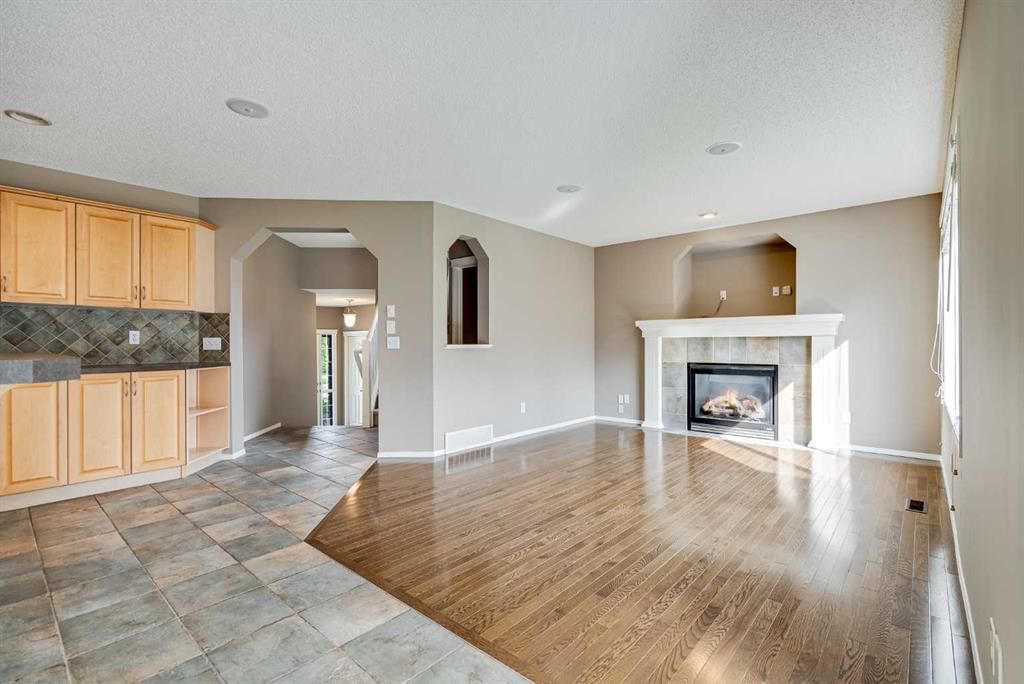 34 Kincora Drive NW, Calgary — photo 5 of 42