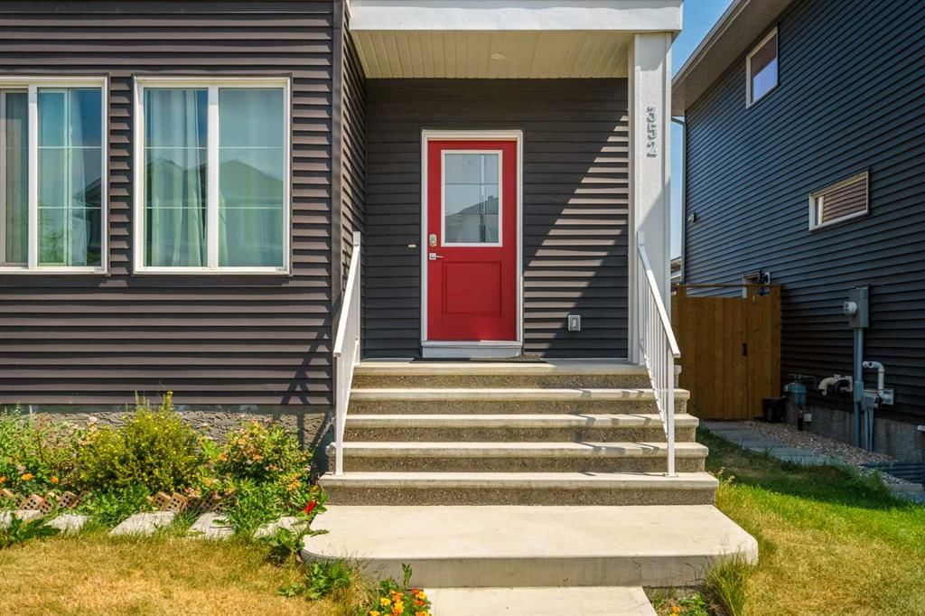 352 Chelsea Passage, Chestermere — photo 2 of 37