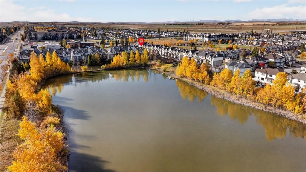 78 Eversyde Park SW, Calgary — photo 4 of 40