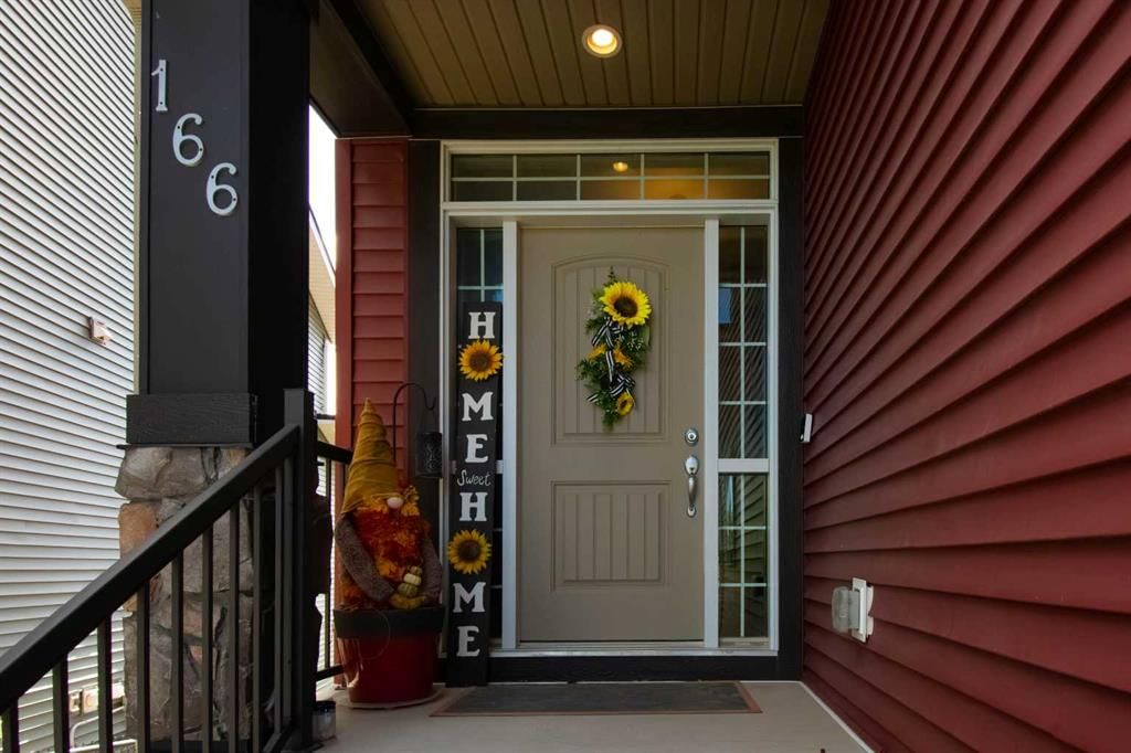 166 Nolancliff Crescent NW, Calgary — photo 3 of 50