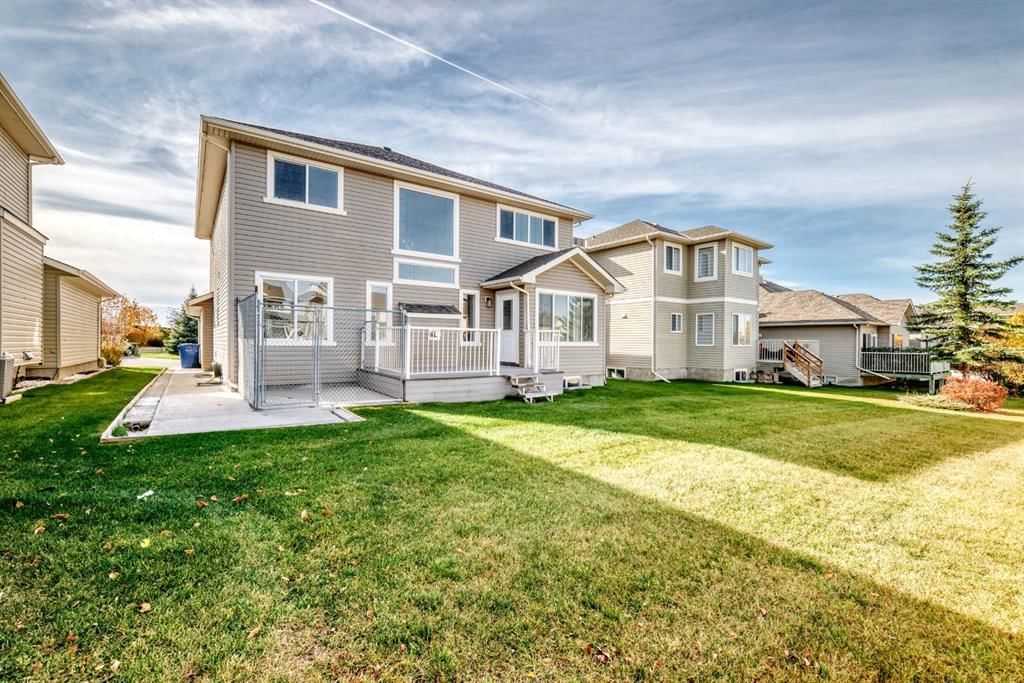 113 Cove Hill, Chestermere — photo 4 of 47