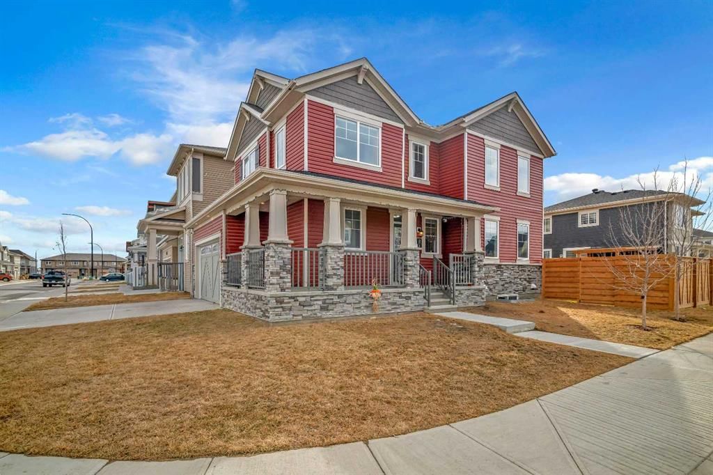 271 Carringham Road NW, Calgary — photo 3 of 31