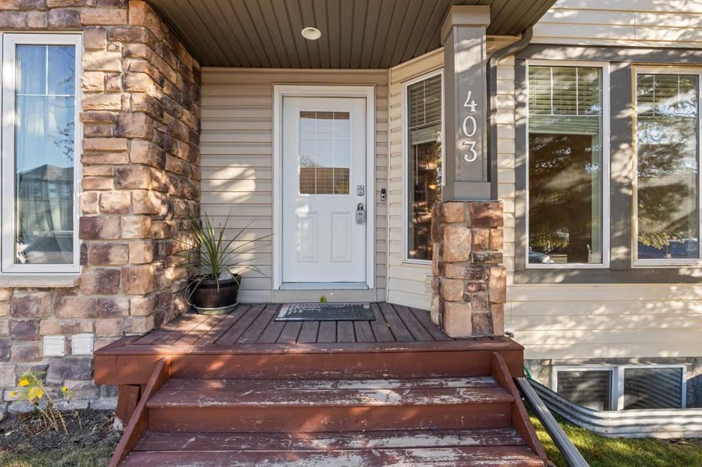 403, 2445 Kingsland Road S, Airdrie — photo 3 of 34