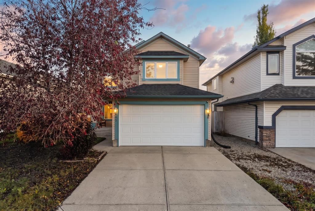 141 Shannon Square SW, Calgary — photo 2 of 37