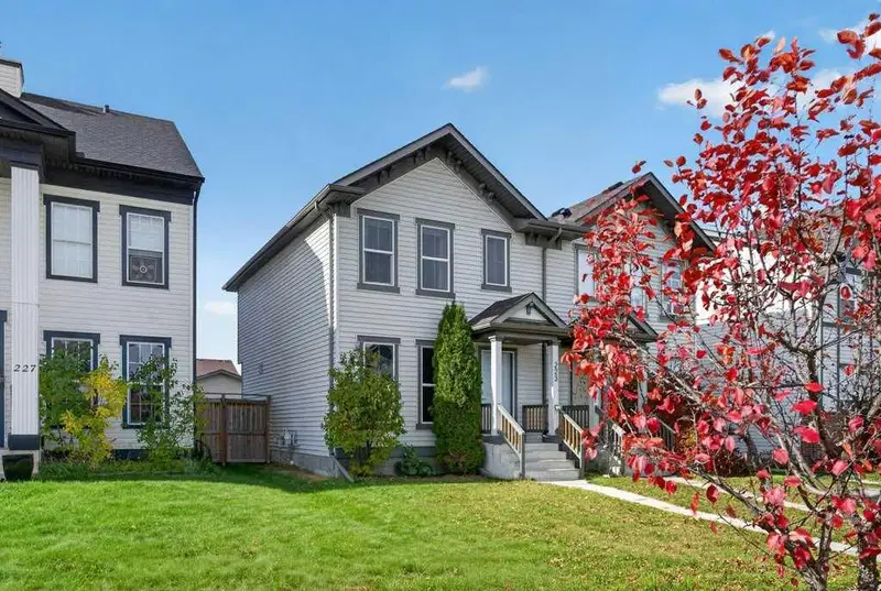 223 Elgin Point SE, Calgary — photo 2 of 46