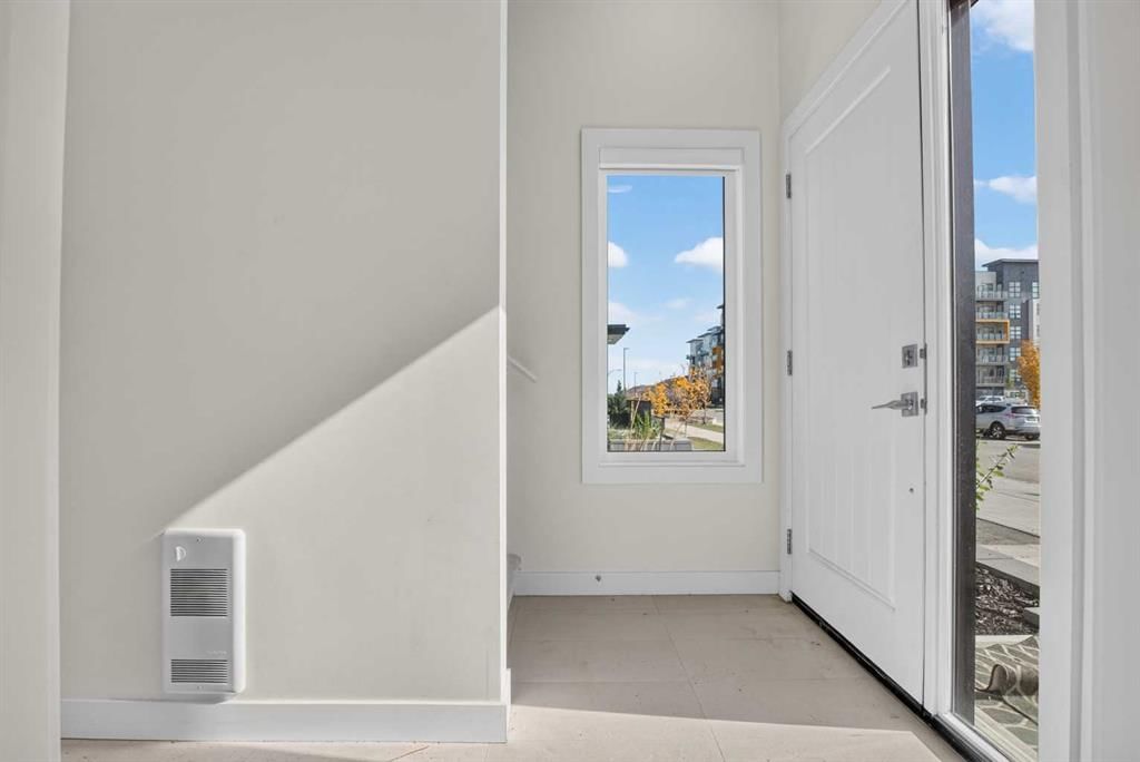 267 Dieppe Drive SW, Calgary — photo 3 of 44