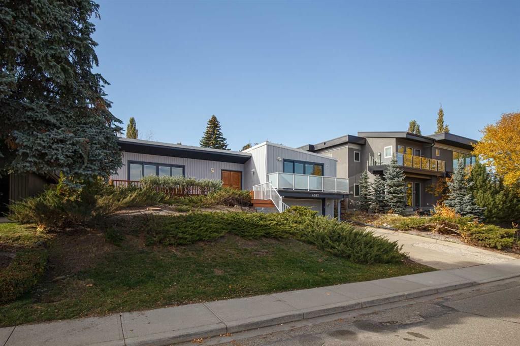 4007 14A Street SW, Calgary — photo 4 of 39