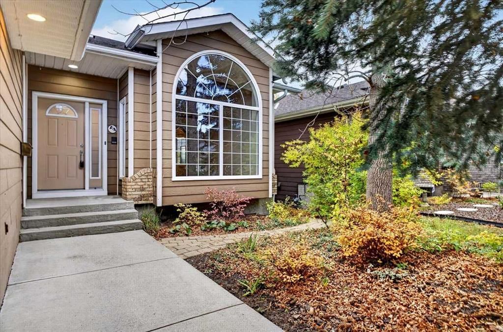 26 Evergreen Terrace SW, Calgary — photo 3 of 50