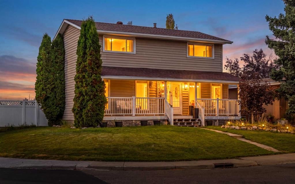404 Attica Drive SE, Calgary — photo 3 of 38