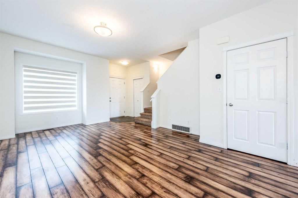 4507, 111 Tarawood Lane NE, Calgary — photo 5 of 36