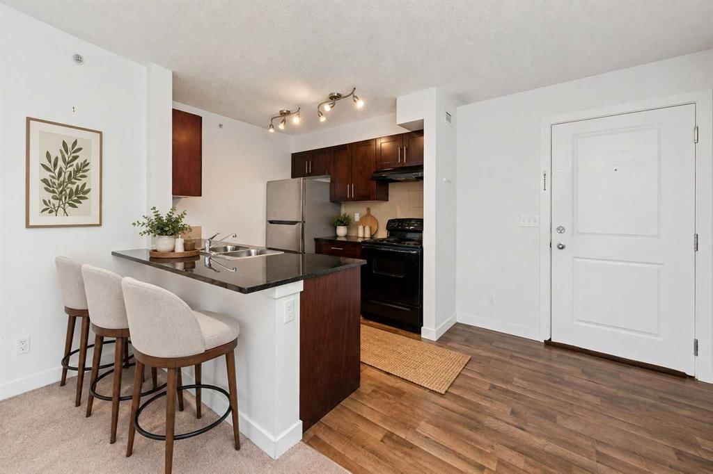 423, 195 Kincora Glen Road NW, Calgary — photo 5 of 34