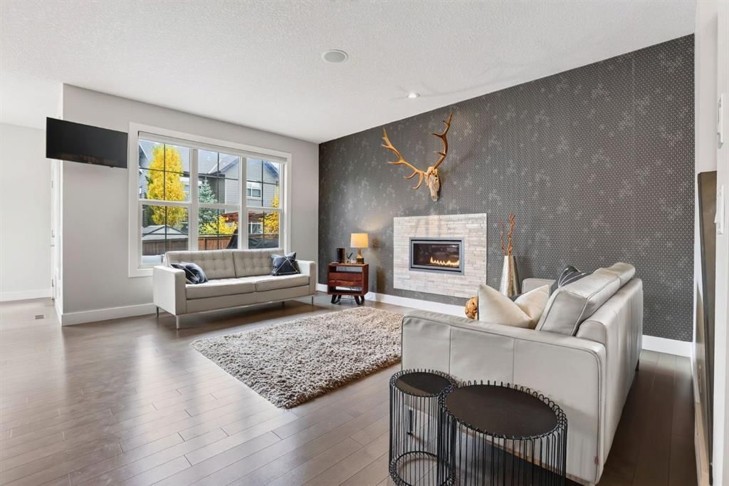 1 Riviera Point, Cochrane — photo 2 of 50