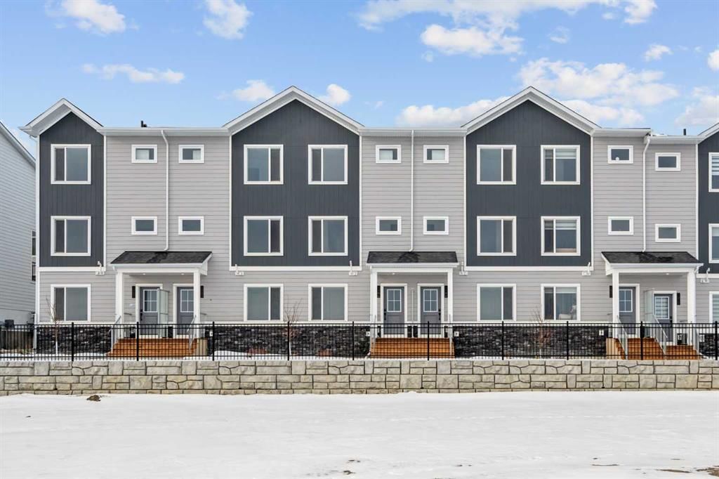 1308, 25 Wildwoods Court SW, Airdrie — main listing photo