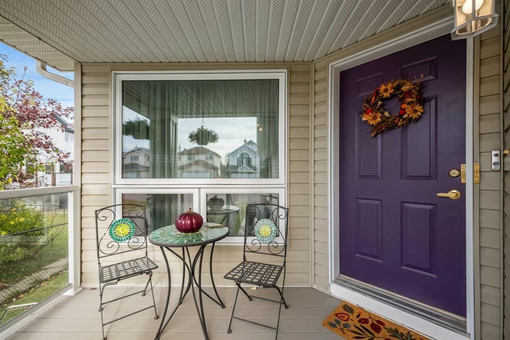 108 Citadel Circle NW, Calgary — photo 2 of 50