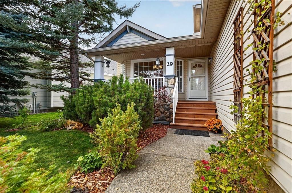 29 Chaparral Cove SE, Calgary — photo 4 of 50
