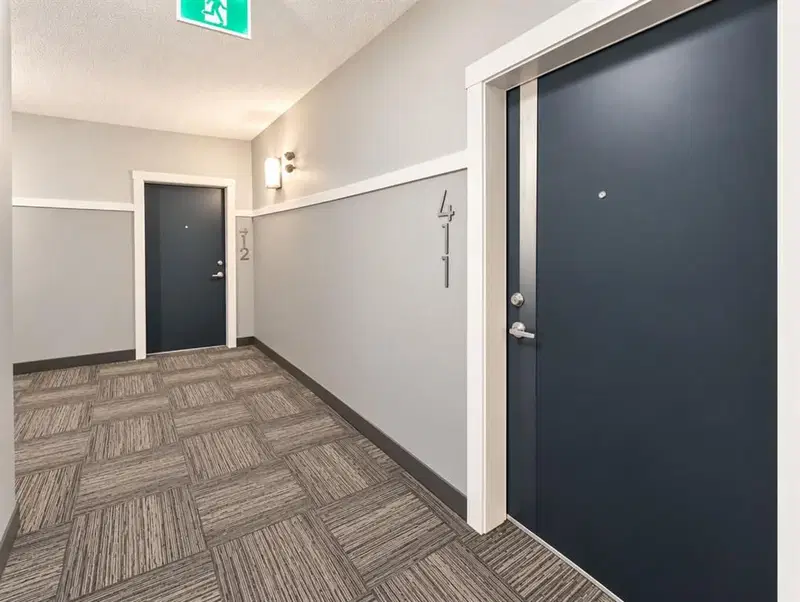 411, 40 Carrington Plaza NW, Calgary — photo 2 of 22