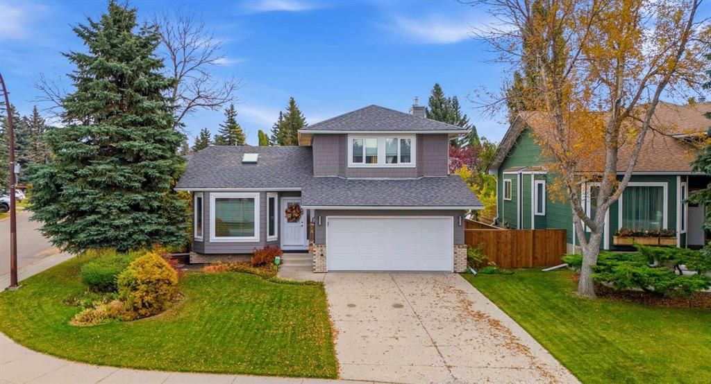 20 Sunlake Road SE, Calgary — photo 2 of 47