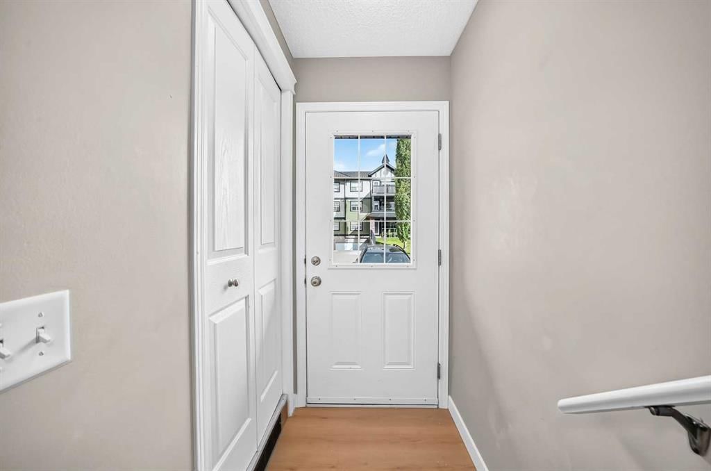 1810, 140 Sagewood Boulevard SW, Airdrie — photo 4 of 32