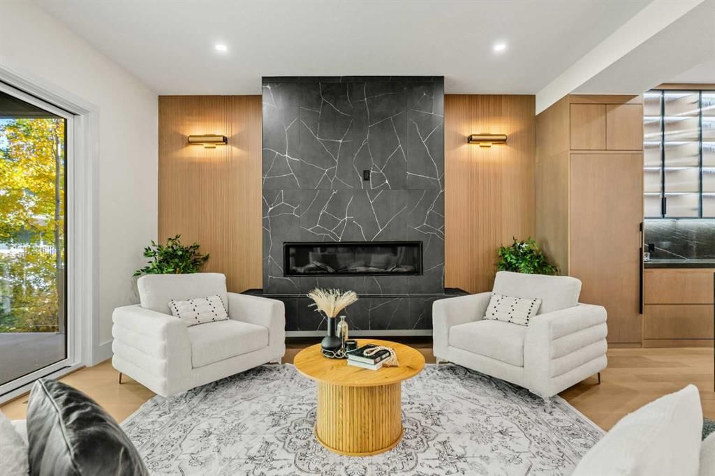 3642 85 Street SW, Calgary — photo 4 of 50