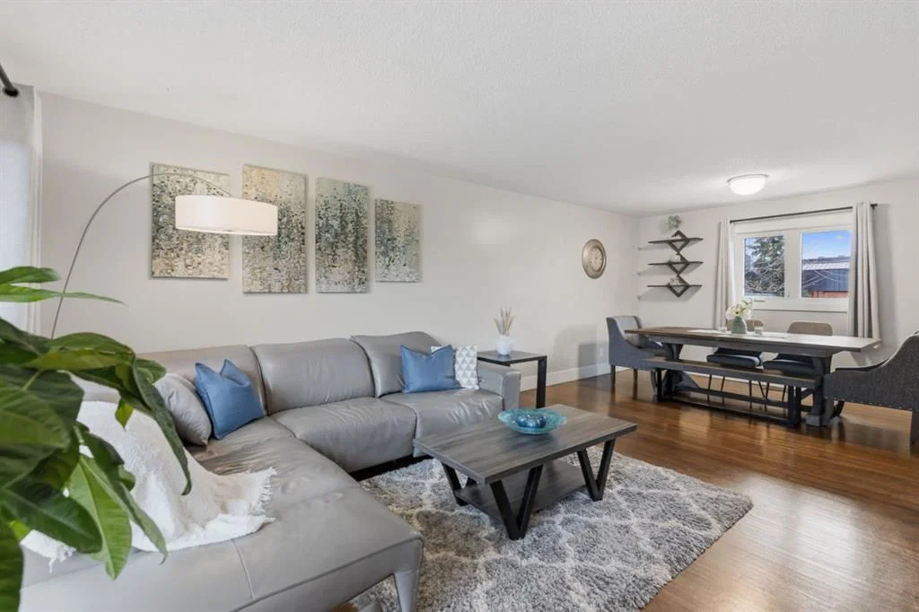 10015 Maplecreek Drive SE, Calgary — photo 5 of 50