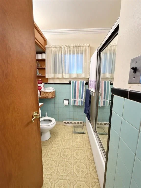 1432 Russet Road NE, Calgary — photo 4 of 31
