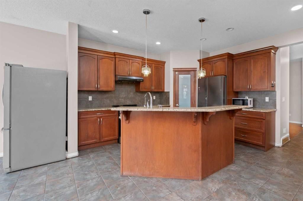 316 Saddlemont Boulevard NE, Calgary — photo 3 of 50