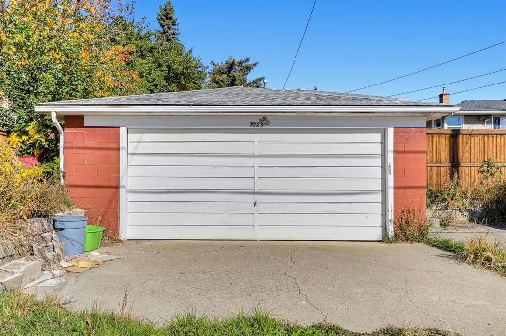 2725 9 Avenue SE, Calgary — photo 4 of 10