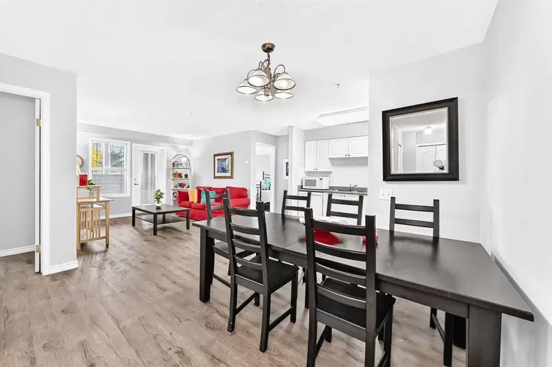 3126, 3000 Millrise Point SW, Calgary — photo 4 of 42