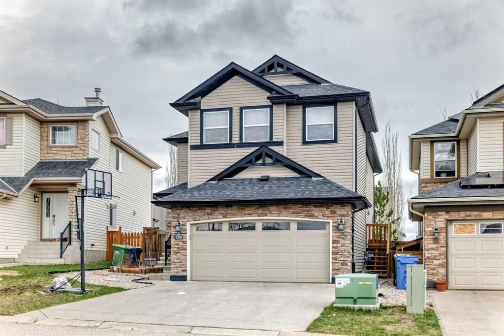 225 Kincora Heights NW, Calgary — main listing photo