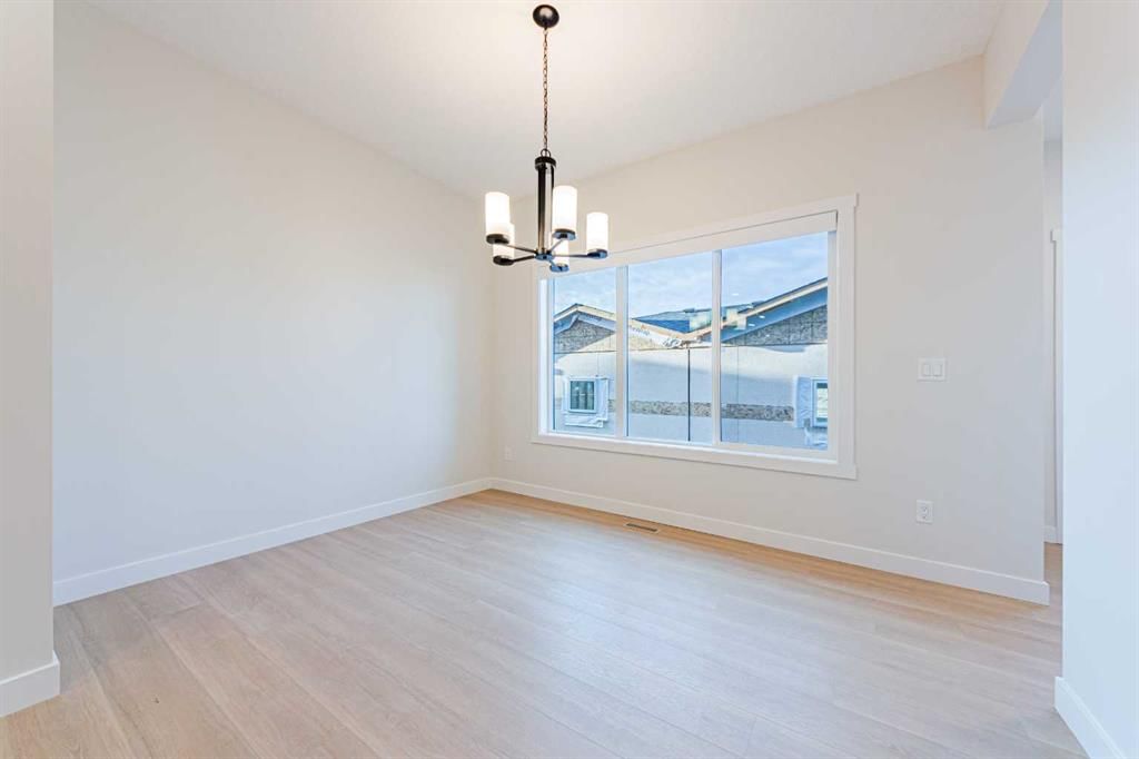 2 Fireside Close, Cochrane — photo 5 of 13