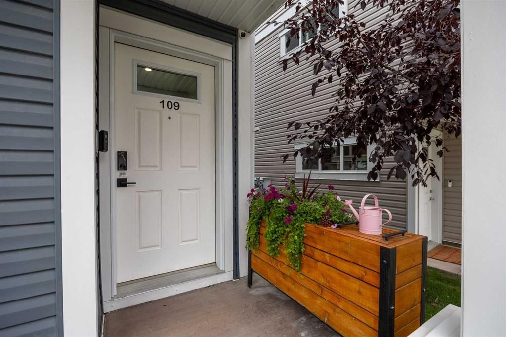 109, 355 Nolancrest Heights NW, Calgary — photo 2 of 29