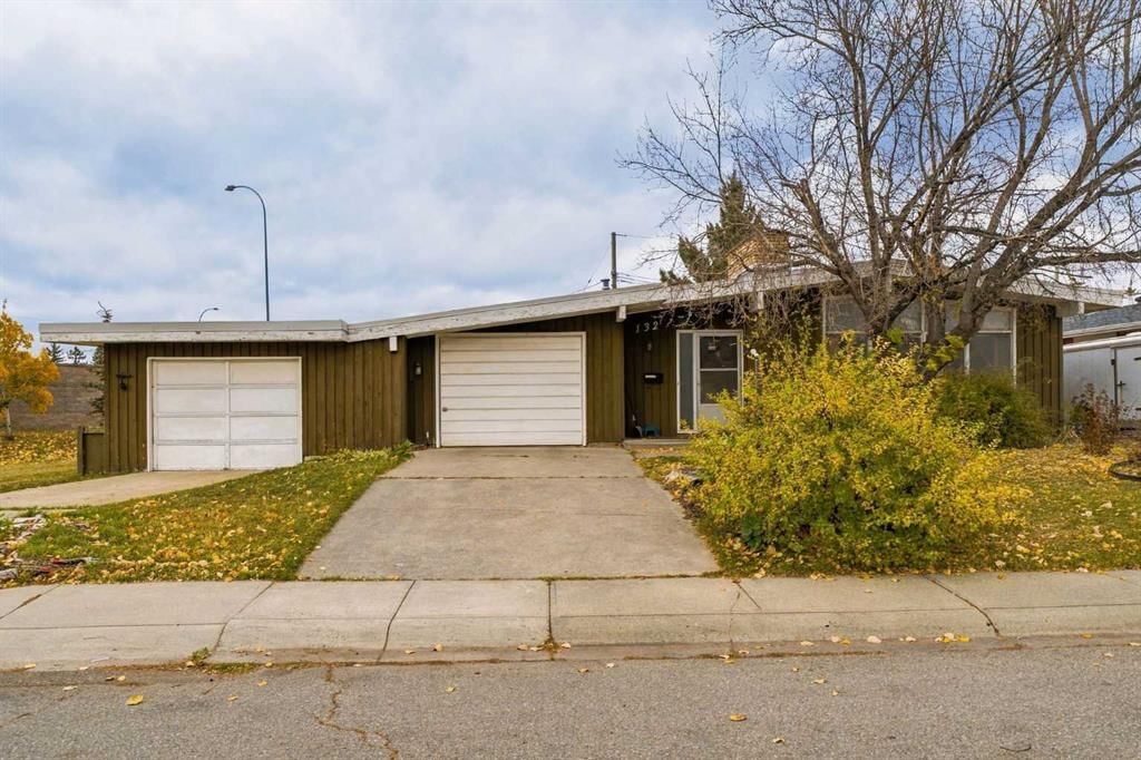 132 Lake Wapta Rise SE, Calgary — detached for sale