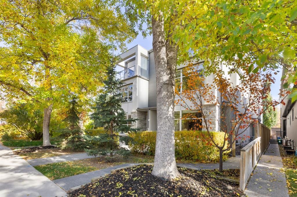 1, 3524 14a Street SW, Calgary — photo 3 of 50