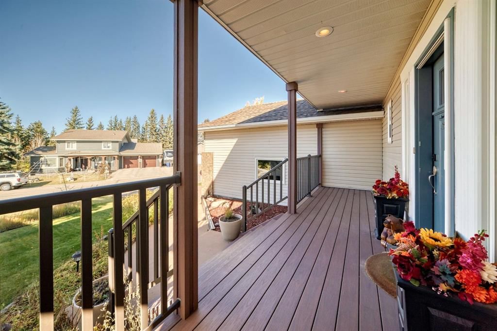 249 Chinook Drive, Cochrane — photo 5 of 49