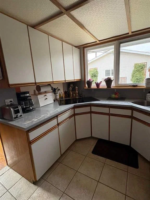 1623 Rouleau Crescent SE, Calgary — photo 5 of 23