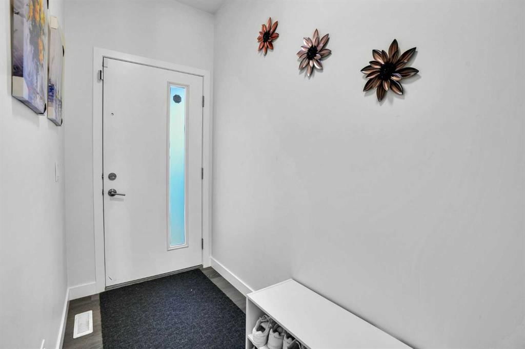 314 Corner Meadows Way NE, Calgary — photo 5 of 50