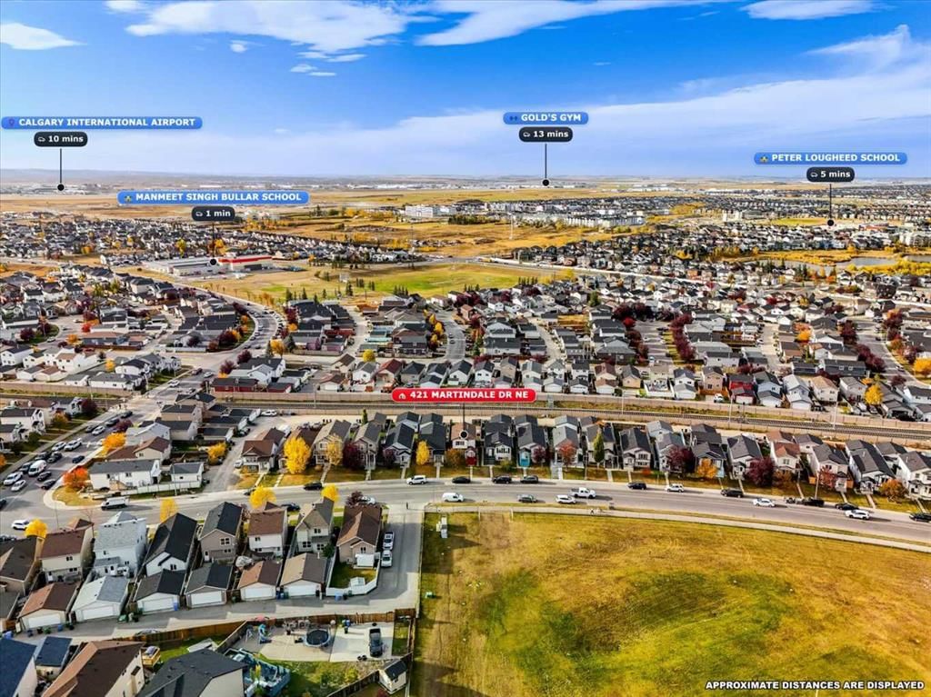 421 Martindale Drive NE, Calgary — photo 4 of 50