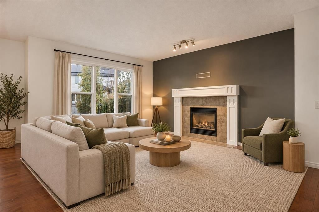 5 Copperpond Link SE, Calgary — photo 4 of 47