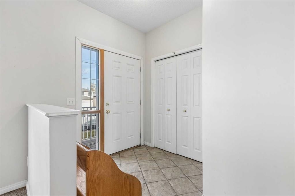 163 Citadel Drive NW, Calgary — photo 2 of 28