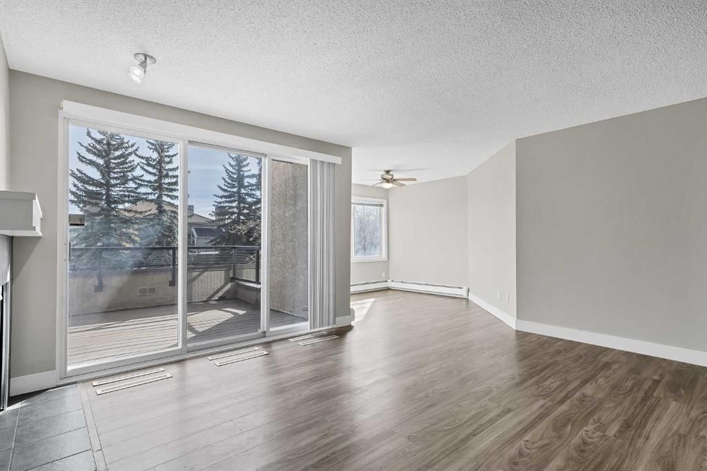 3, 125 Village Heights SW, Calgary — photo 3 of 34