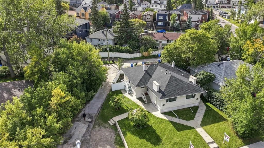 2404 & 2406 Richmond Road SW, Calgary — photo 2 of 38
