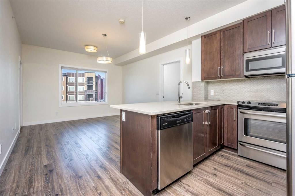 303, 4 Sage Hill Terrace NW, Calgary — photo 4 of 26