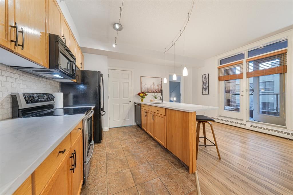 204, 990 Centre Avenue NE, Calgary — photo 5 of 29
