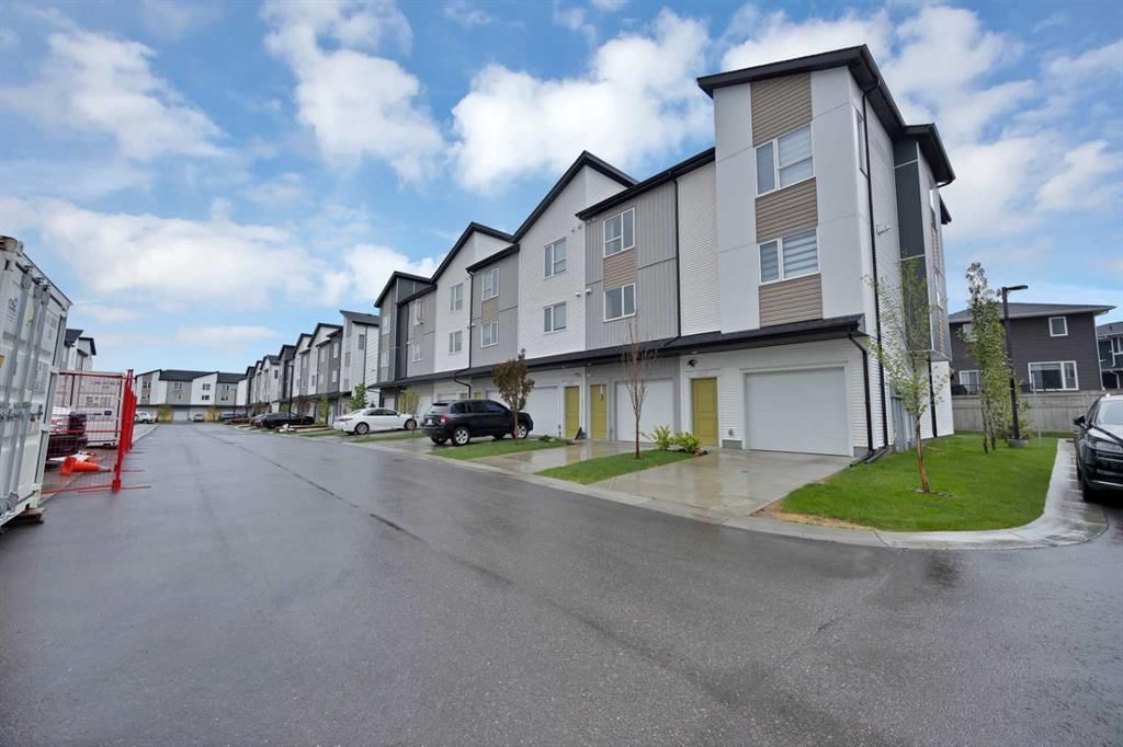 411, 301 Redstone Boulevard NE, Calgary — photo 2 of 48