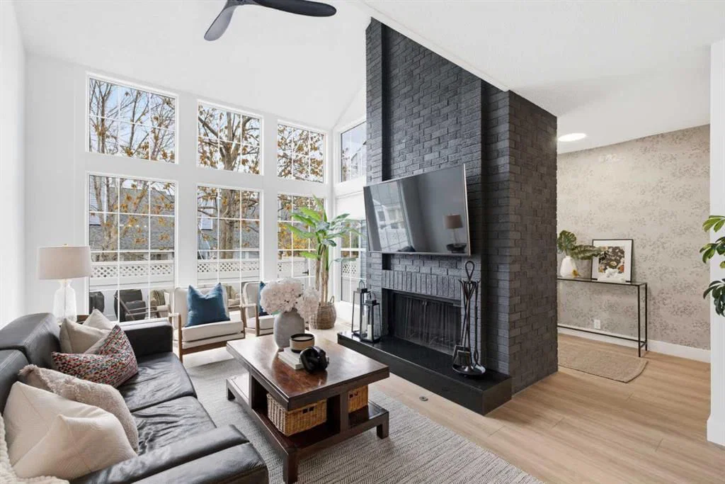 52, 28 Berwick Crescent NW, Calgary — main listing photo