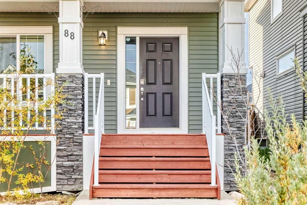 88 River Heights Boulevard, Cochrane — photo 2 of 45