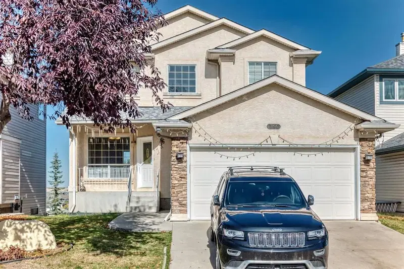 255 Edgebrook Park NW, Calgary — main listing photo